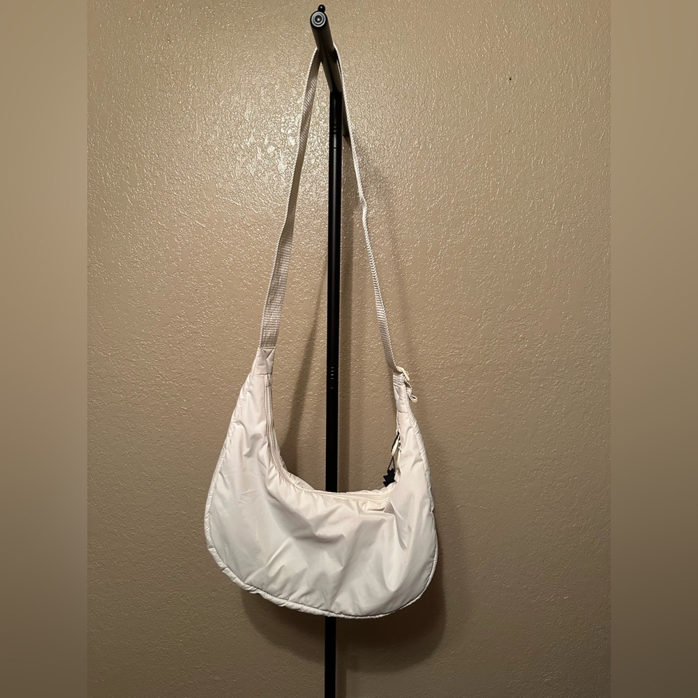 Minimalist White Crescent Shoulder Bag for Women